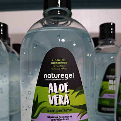alcool-gel-hidratante-antisseptico-aloe-vera-440g-500ml